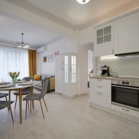Tulip Dreamland Apartment