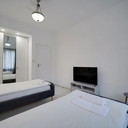 Tulip Dreamland Apartment *